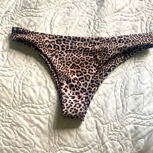 Skatie Salty Blonde Dylan Bottom in Manhattan